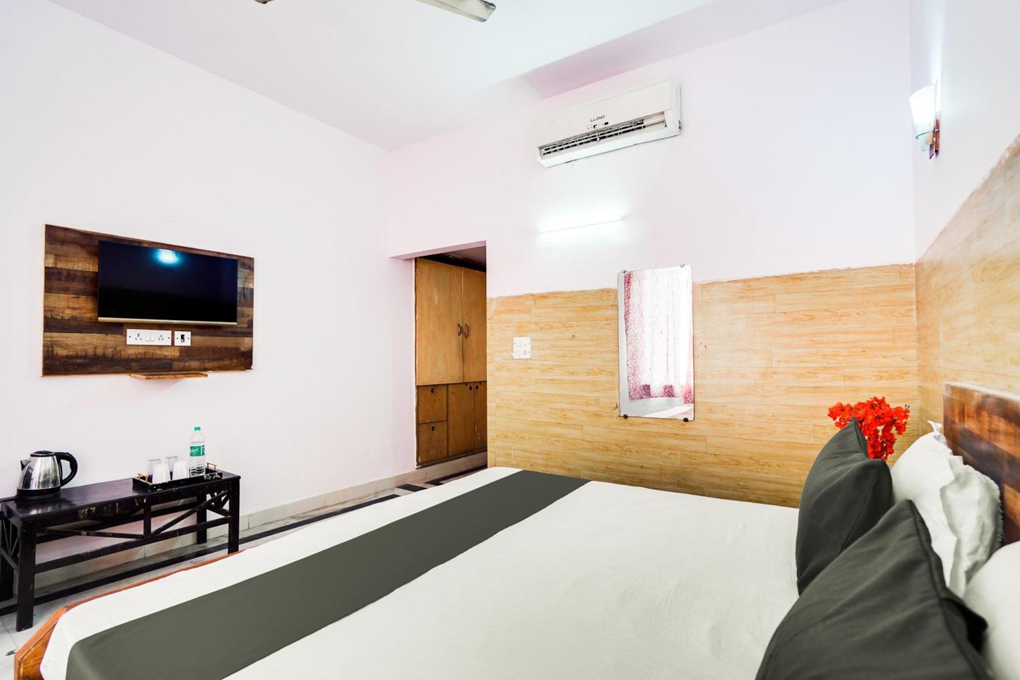 Hotel O Noida Stay Екстер'єр фото